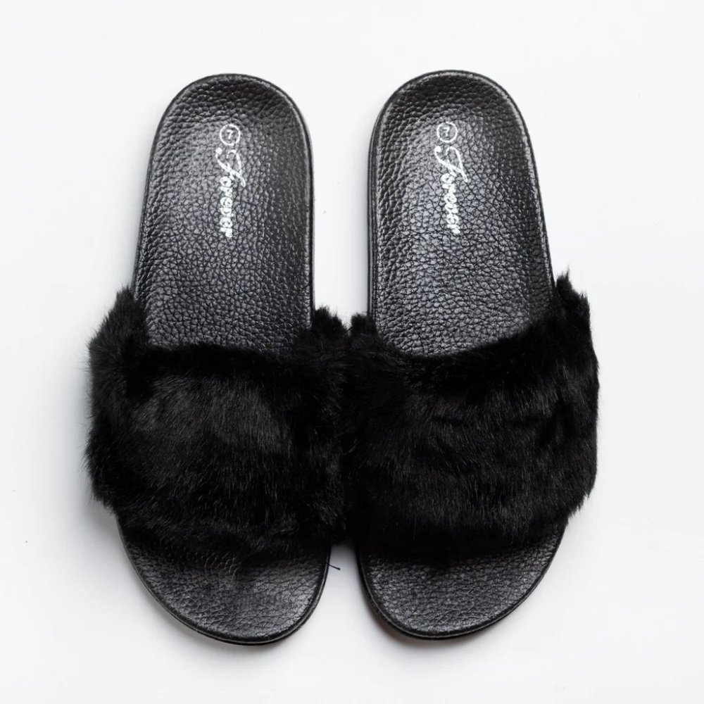 3/$10  Forever Link Kids Warm & Fuzzy Fashion Slip-On Slides - Black